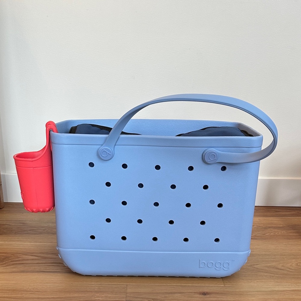 Blue Bogg Tote Bag with Red Cup Holder cooler insert